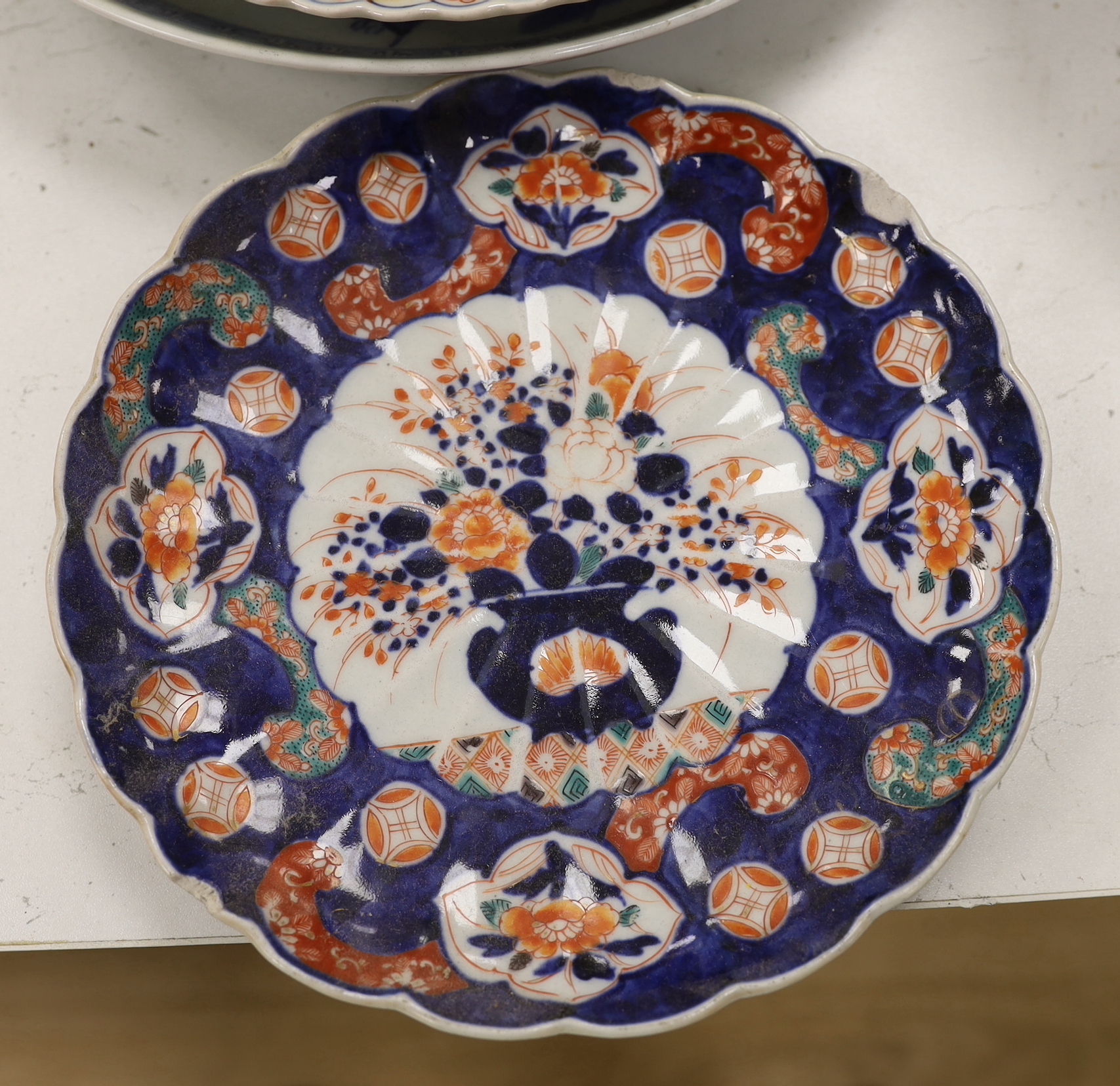 Assorted Japanese Imari vases, dishes etc, largest vase 31cm high